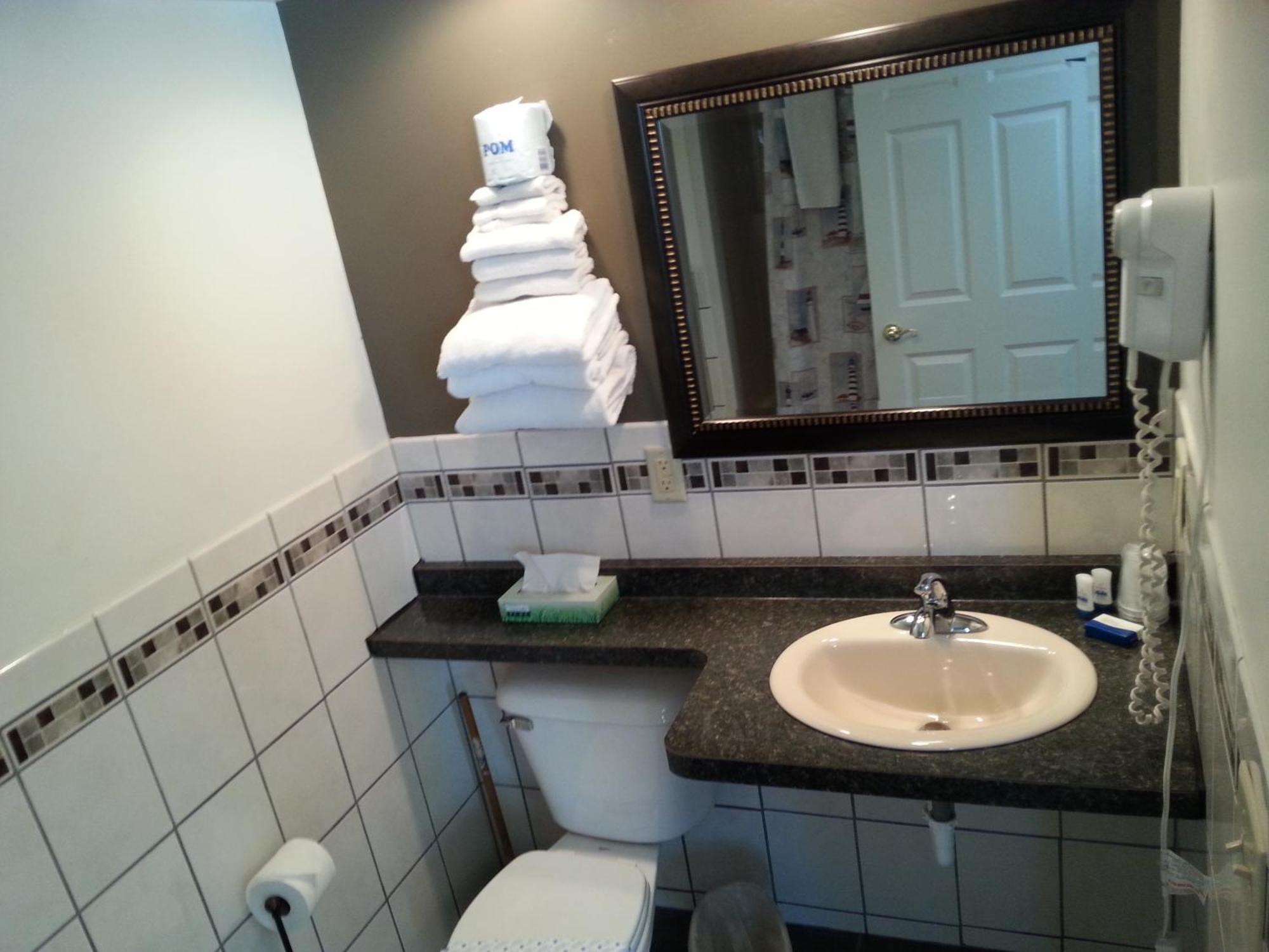 Quarto com Cama King-size e Sofá-cama - Não Fumantes